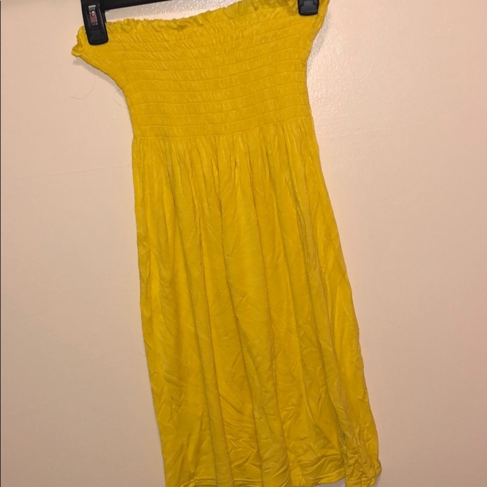 ❤️3 for $13❤️Yellow Strapless Dress